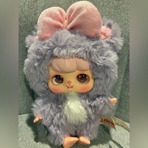 Baby Three vinyl plush figure from the Fantasy Circus series